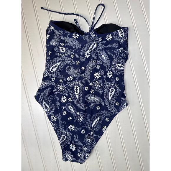 NWT Cupshe One Piece Swimsuit Convertible Cutout & Cross Back Swim Beach Sz S - Picture 7 of 7